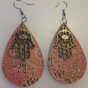 Teardrop earrings leather and metallic eye